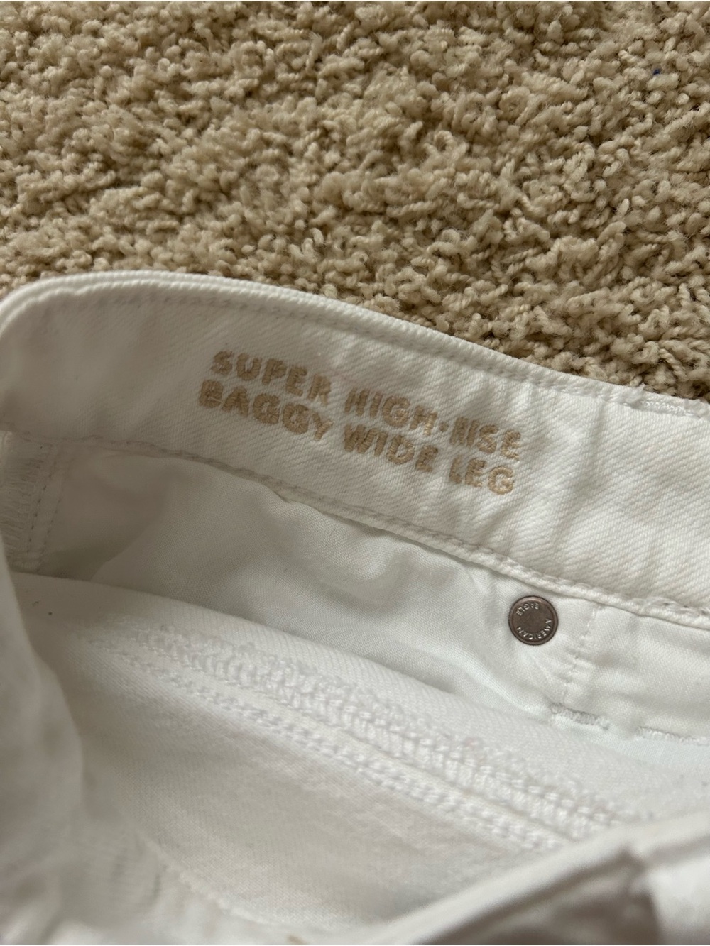 American Eagle Super High-Rise Baggy Wide Leg - Picture 8 of 9